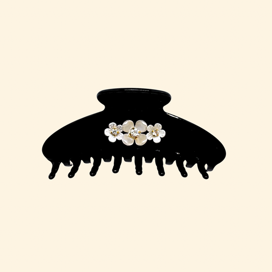 Presilha de cabelo grande em acetato preto com flores off-white e strass — Catherine Orzes